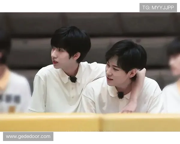 孙兴O的足球之路与人生哲学：从青涩少年到世界巨星的成长故事