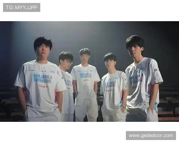 英雄联盟赛事最新动态BLG战队表现优异引领比赛经验榜单前十